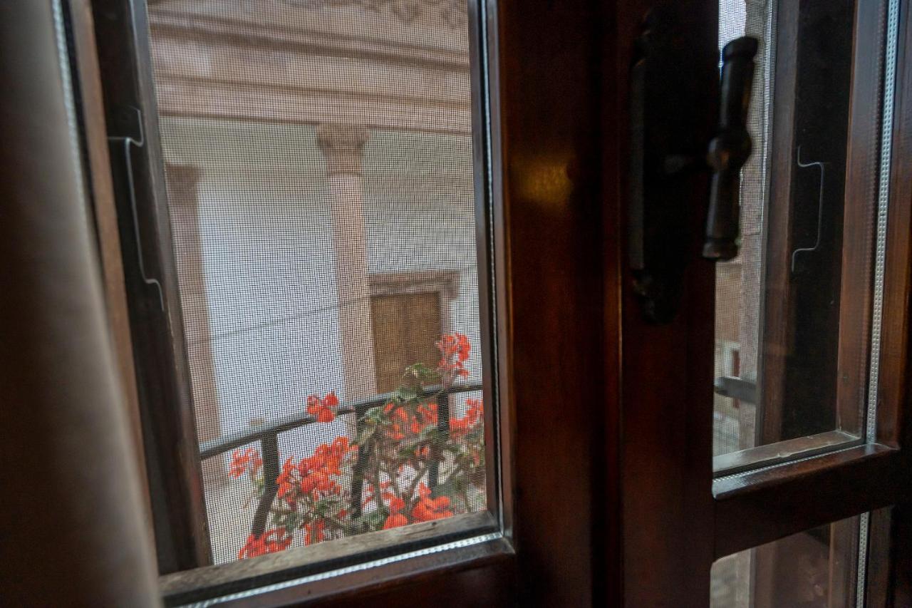 Bouti Ayvalik Hotel Екстериор снимка