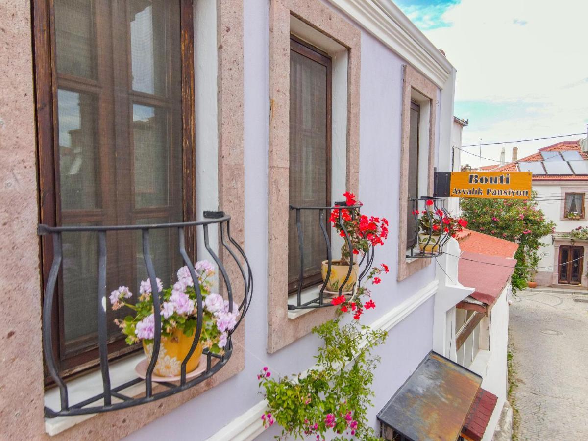 Bouti Ayvalik Hotel Екстериор снимка