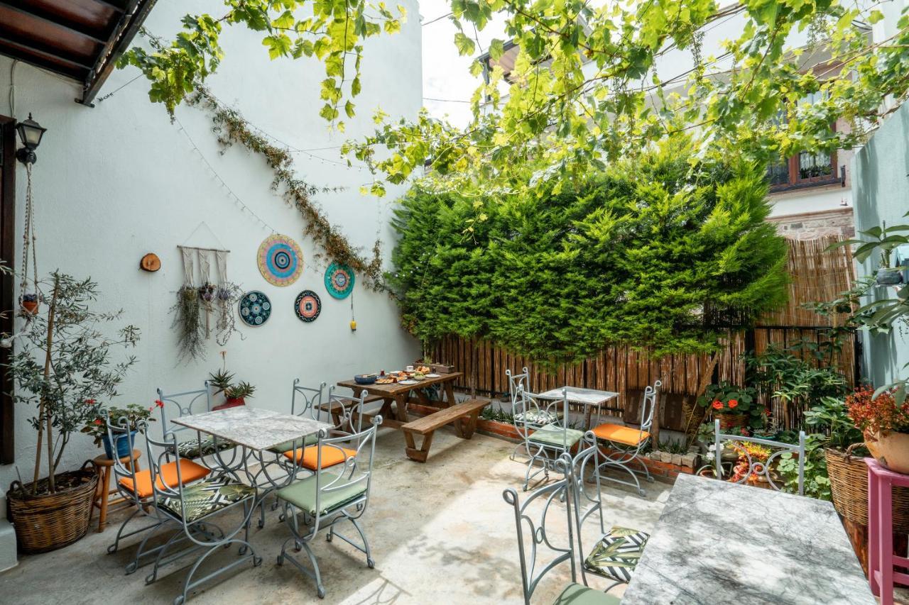 Bouti Ayvalik Hotel Екстериор снимка